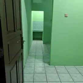 Di Kontrakan Rumah Siap Huni di Pondok Pinang, Kebayoran Lama, Jaksel