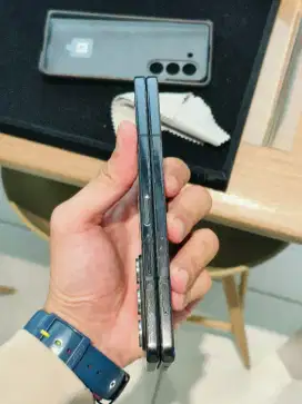 Samsung galaxy Z fold 5 512gb plus spen