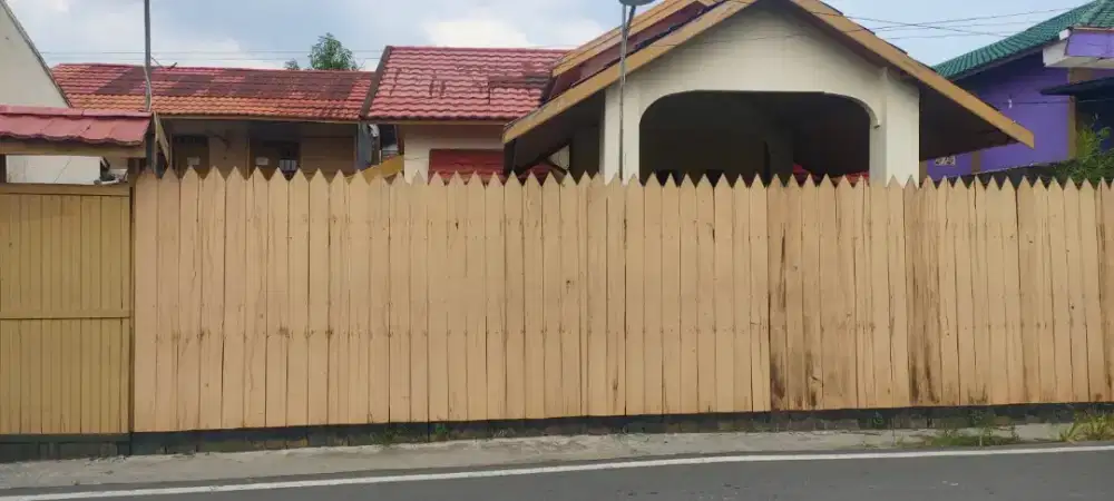 Dijual Rumah & Kos lokasi strategis