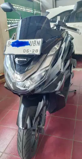 Honda PCX 160 ABS tuh 2023.