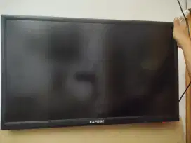 Televisi 32 inc expose