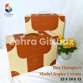 Box Hampers/Hadiah Bingkisan Model Koper Cream Aesthetic Vintage