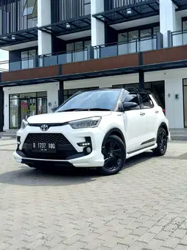 TOYOTA RAIZE GR AT 1.0 TURBO TWO TONE COLOUR 2021 - DP 35JT