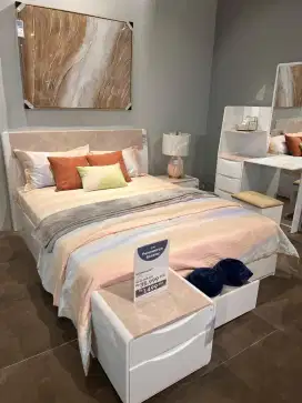 Segampang itu cicilan Bedroom Set bebas 1 kali angsuran