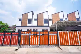 Rumah Siap Huni 8 Menit ke Stasiun Jurang Mangu Dibantu KPR J-26203
