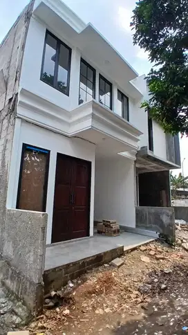 Rumah Baru Midern Classic 2 Lt dlm Cluster di Ciracas Jak Tim
