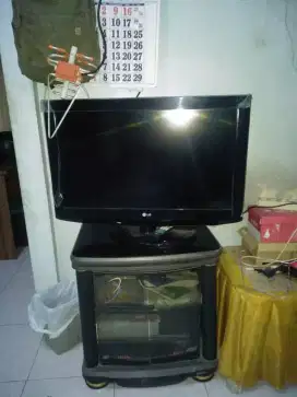 Menerima jual beli tv bekas lid / lcd borong atau satuan