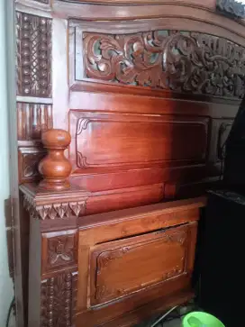 DIJUAL DIPAN QUEEN