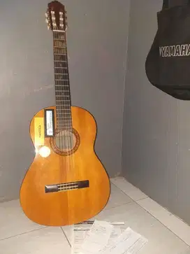Gitar merk YAMAHA C-315 Ori Nylon