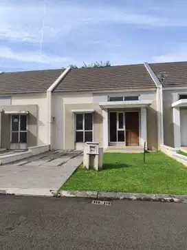 Rumah 1 Lantai di Cluster Bayu Suvarna Sutera Tangerang 1K8000UQ