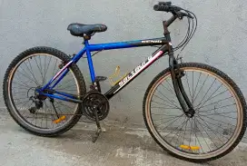 Sepedah genio ukuran 26 ,opreanngigi 7 speed