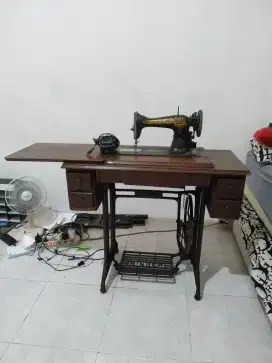 Mesin Jahit Singer Jadul old ada serinya