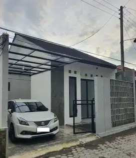 DIJUAL RUMAH BARU FRESH TEMA INDUSTRIAL DI JONGKE MLATI SLEMAN