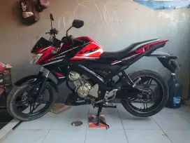 Vixion R LED th 2017 plat kajen