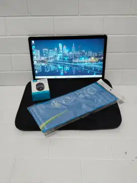 Axioo Libera X10 Y Series 
Intel core i5 Gen 8
Ram 8 GB 
SSD 512 GB