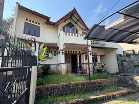 Pamulang estate rumah luas 180 kuldesak hoek