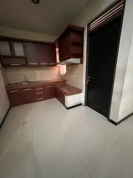 Rumah 2 lantai di Grandsharoon jl.Utama, Kota Bandung