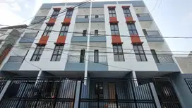 RUMAH BARU BENTUK RUKO 4 LANTAI DI SUMUR BATU DEKAT ITC CEMPAKA MAS