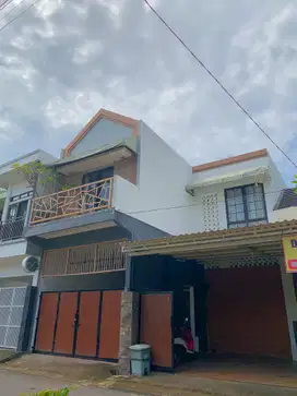 Rumah mewah di kompleks Udayana kota Mataram