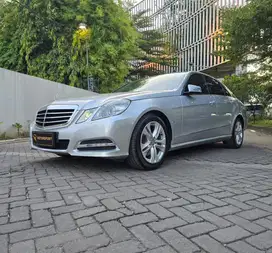 (ODO: 27rb) Mercedes Benz E300 Avantgarde 2011 low km mercy e 300 amg