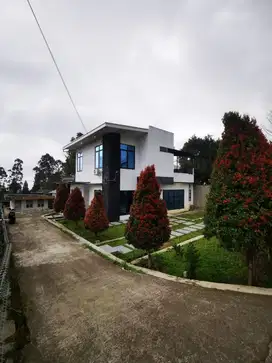 villa ciwidey dekat kawasan wisata