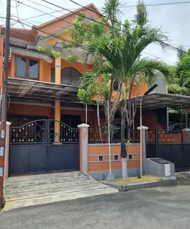 BANTING HARGA Rumah Minimalis Lokasi Strategis Di Perumahan Jemursari