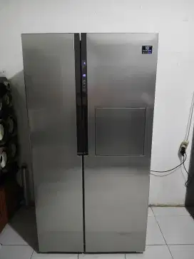 Dijual kulkas side by side samsung mulus