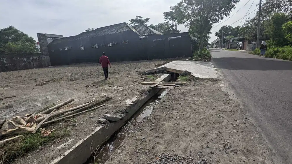 DEKAT KAMPUS UKRIM: Tanah Maguwo Jogja Luas 197 Tepi Aspal