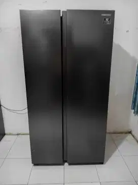 Dijual kulkas side by side samsung masih mulus