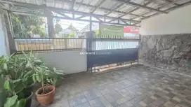 Rumah Tinggal Pinggir Jalan di Jl Gading Raya Pondok Bambu