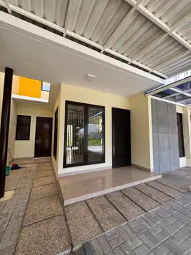 Disewakan Rumah Bagus Siap Huni Di Cluster Arana Harapan Indah Bekasi