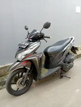 Honda Vario 125 iss tahun 2013 Harga terjangkau