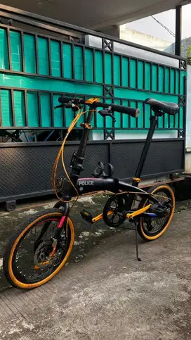 Sepeda Lipat Police Milan 16 inch 8 speed