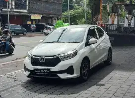 BRIO MATIC MODEL BARU 2024 KM 5 RB ASLI BALI TANGAN PERTAMA