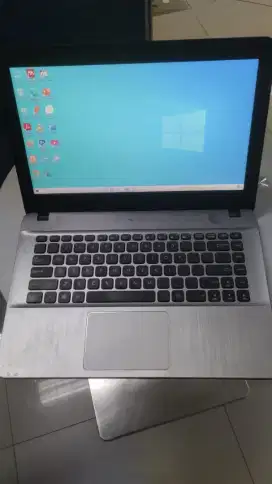 Laptop Asus X441BA AMD A9-9420 4GB RAM 128GB SSD + 500 HDD