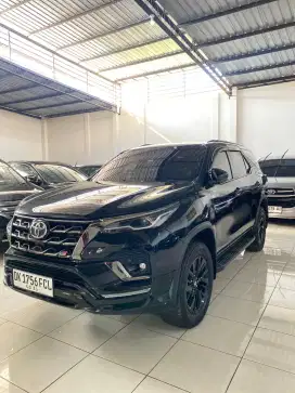 FORTUNER TRD S UPGRADE GR SPORT MATIC LOW KM