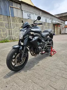 Kawasaki ER6N Hitam 2012