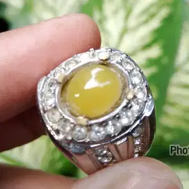 Batu natural yellow safir dim 9mm no memo