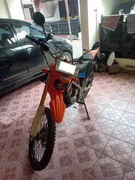 Dijual cepat motor Trail Kawasaki