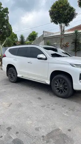 Di jual pajero rockford 2024 km 13,000
