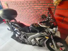 Yamaha Vixion Custom Touring