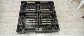 Pallet Plastik ukuran 110x110x15 cm