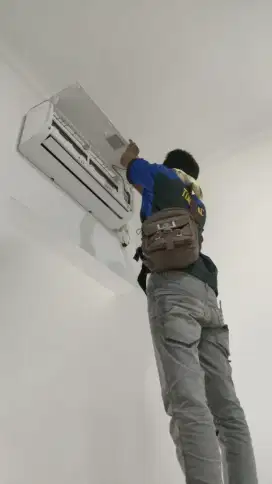 Jasa perbaikan AC bermasalah ke rumah