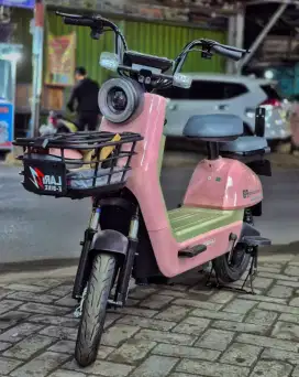 SEPEDA LISTRIK LARIZ F8 PALING DI MINATI HARGA CUMA 3 JUTAAN