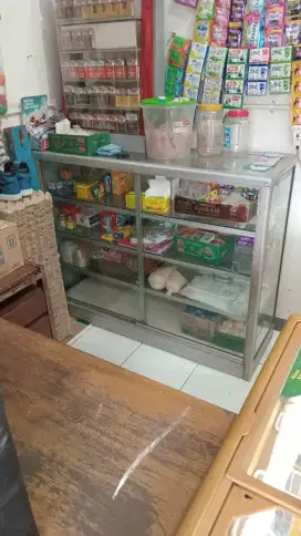 Jual Etalase Bekas Warung Sembako