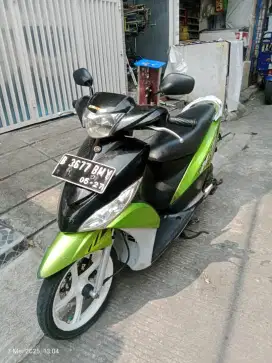 Yamaha mio J 2012