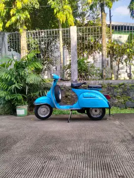 Vespa Super 1975