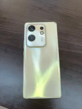 Saya mau jual hp Infinix zero 30 4g