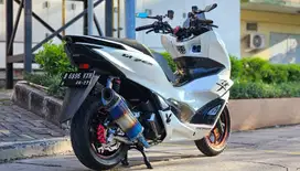 Dijual HONDA PCX 160 ABS 2022 KM 6rban TERAWAT JARANG PAKAI