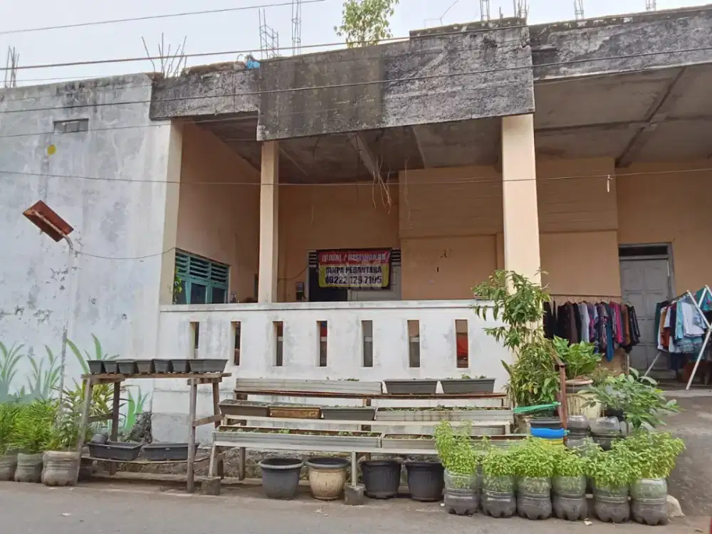 Dijual tanah bonus bangunan di karangayu